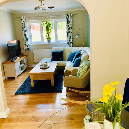 Villa Tanglewood House Abergavenny With Private Parking Extérieur photo