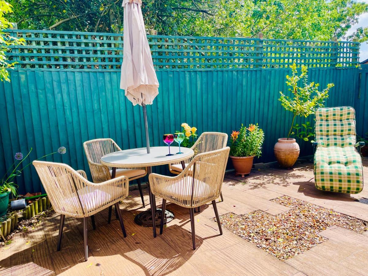 Villa Tanglewood House Abergavenny With Private Parking Extérieur photo