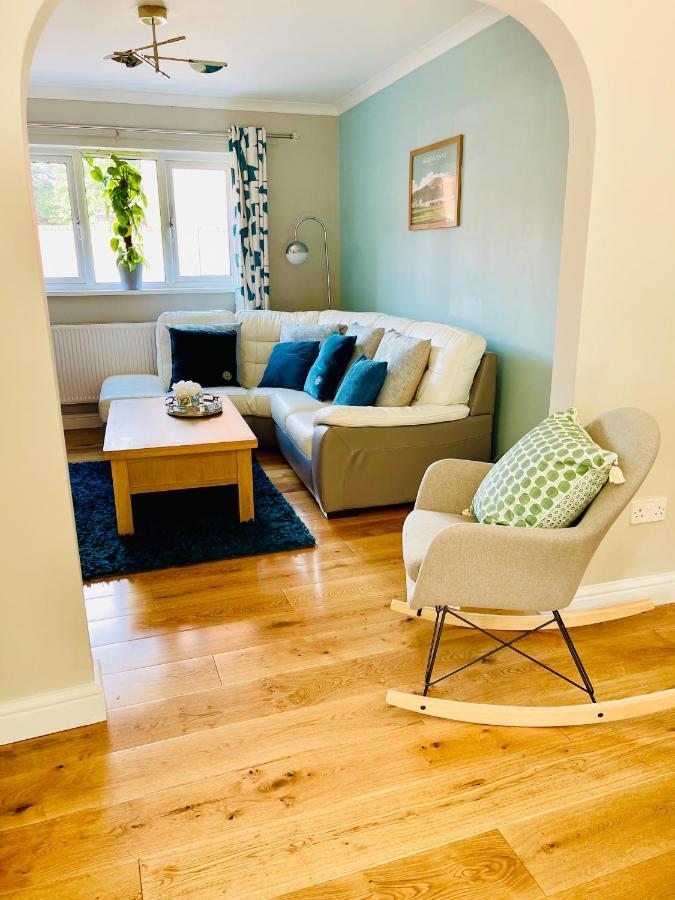 Villa Tanglewood House Abergavenny With Private Parking Extérieur photo