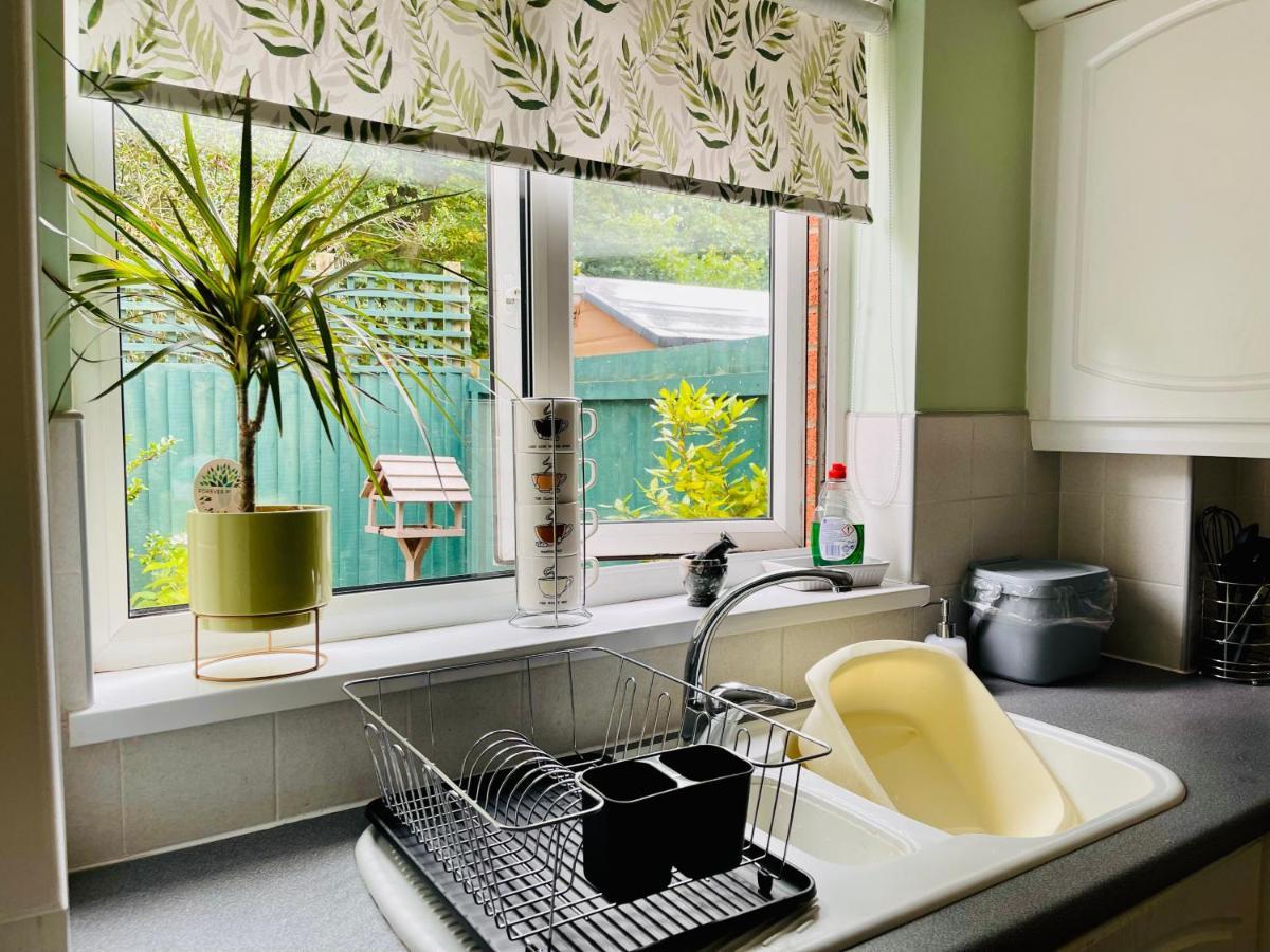 Villa Tanglewood House Abergavenny With Private Parking Extérieur photo